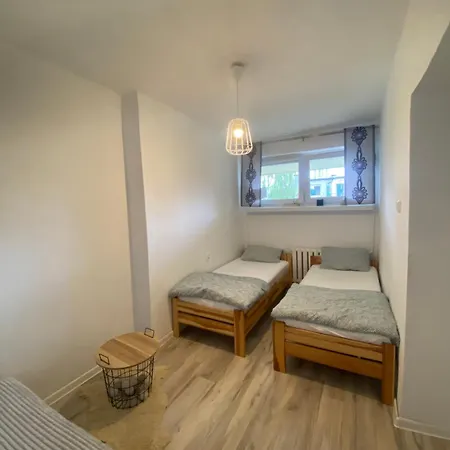 Przy Krupowkach Szarotka アパート ザコパネ